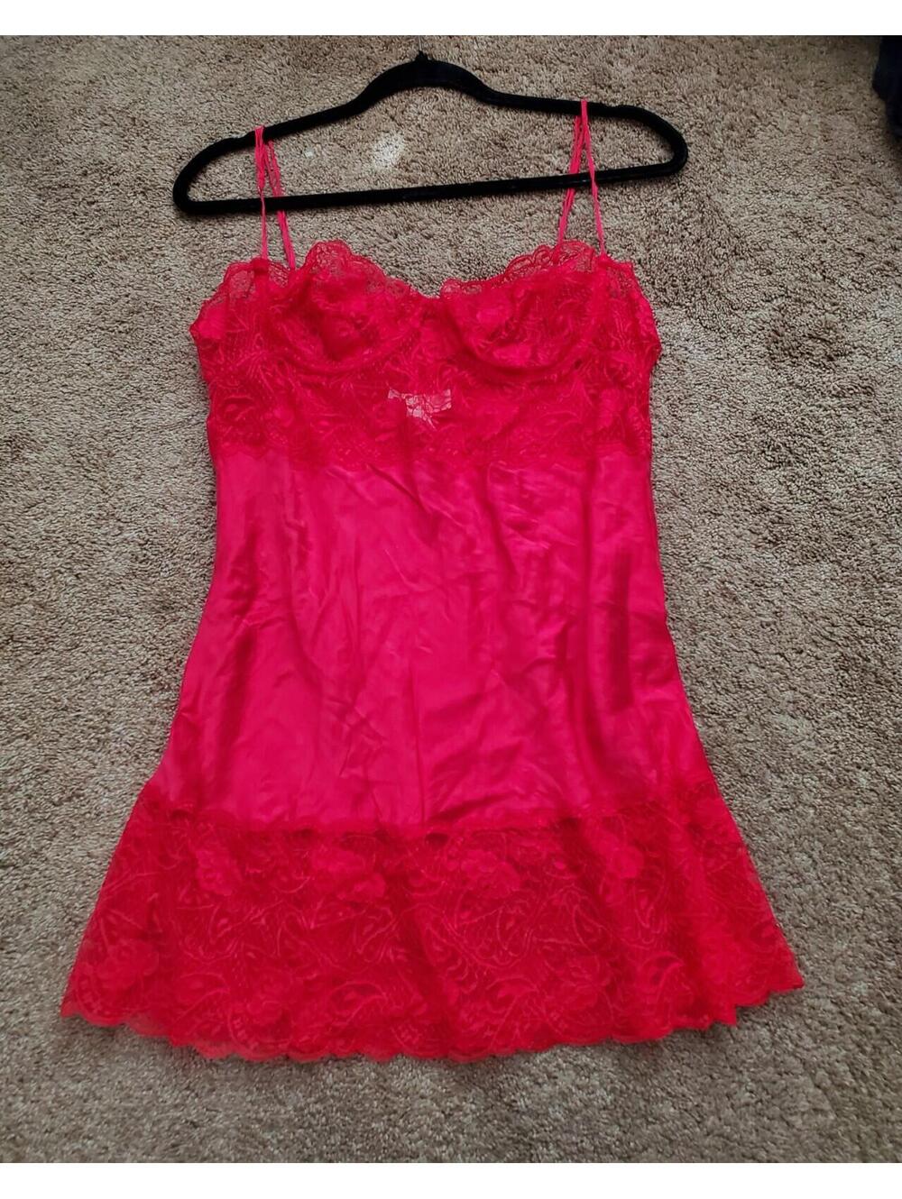 Victoria’s Secret 100% Silk Slip Dress Gold Label Lace Trim 36C Nightgown Vtg